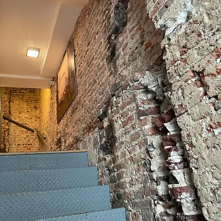 Evelyns Corner Duplex Apartment Gent